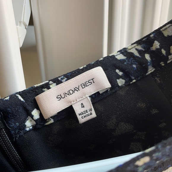 Sunday Best Mini Floral Skirt - Picture 4 of 4